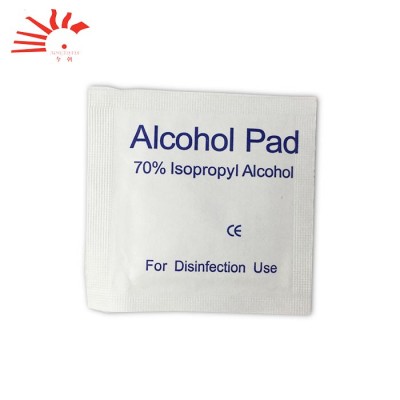 Alcohol cleaning pads